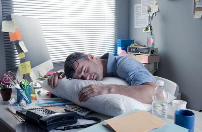 Power-Nap: Tipps für den gesunden Mittagsschlaf im Büro » arbeits-abc.de