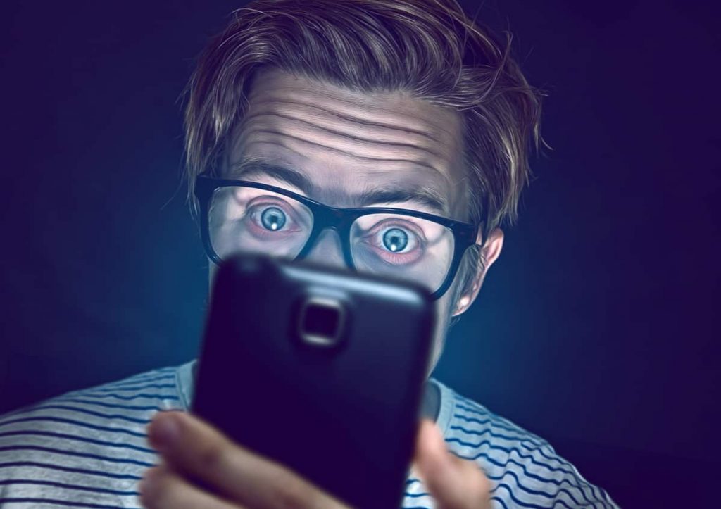 Arbeitnehmer ist ständige erreichbar über das Firmenhandy