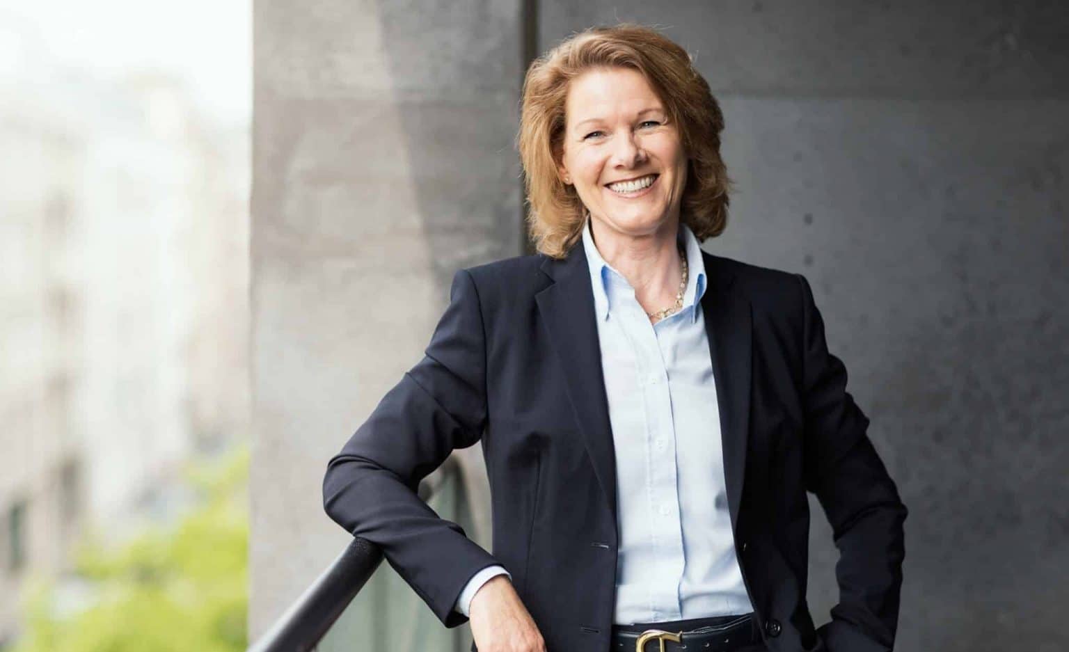 Britta Balogh ist Karriere-Coach, Systemischer Coach für Führungskräfte und Buchautorin