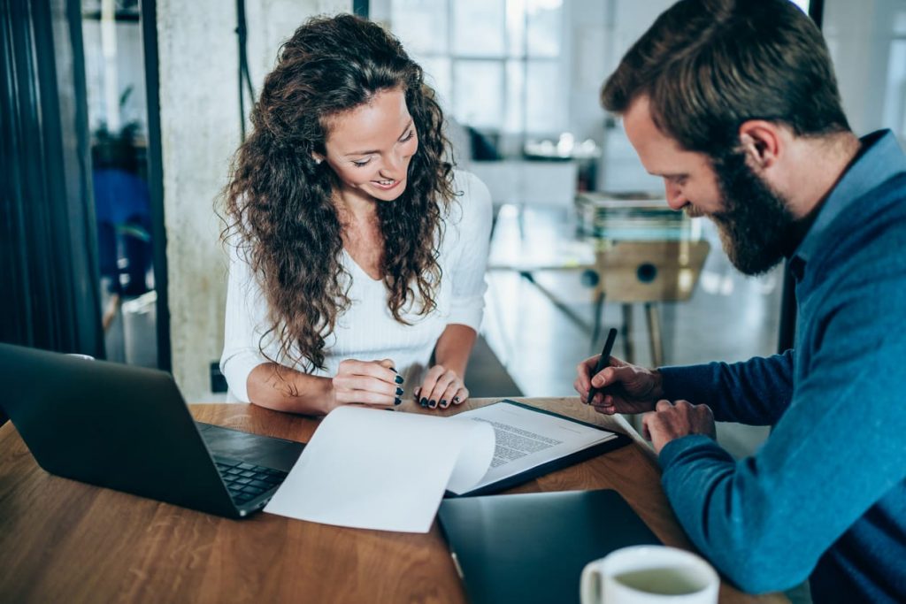 Worauf du bei der Unterzeichnung des Arbeitsvertrages achten solltest