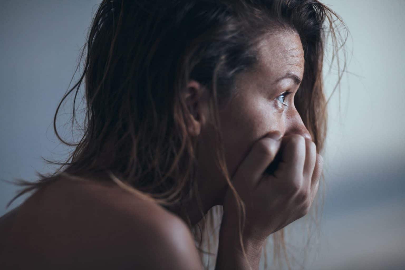 Wo liegt die Grenze zwischen einer gesunden Beziehung und emotionaler Abhängigkeit?