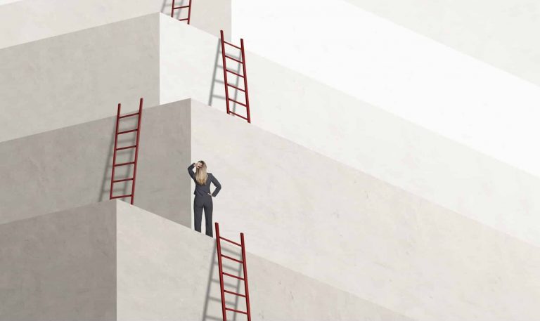 Orientierungslos im Job-Dschungel? Mit einem klaren Karriereplan findest du schneller deinen Weg nach oben.