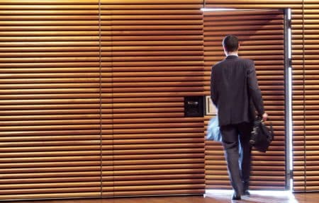 Offboarding: Warum auch der letzte Eindruck zählt Ein durchdachtes Exit-Management und die Vorbereitung des Abschieds von Kollegen, sind genauso wichtig wie das Onboarding von neuen Mitarbeitern