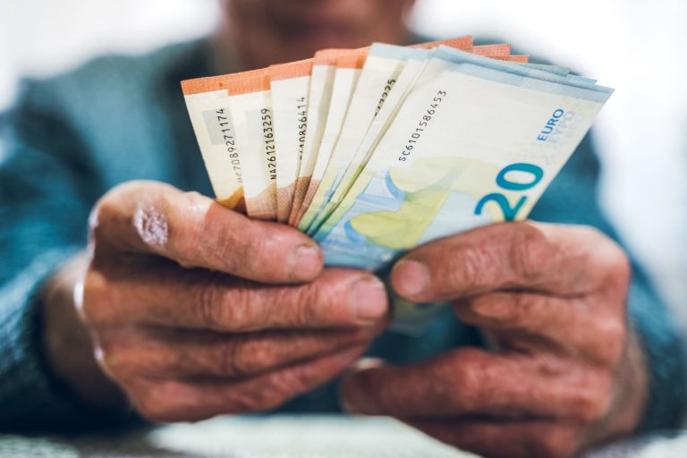 Anspruchsberechtigte Rentner können sich künftig über einen staatlichen Zuschuss von bis zu 419 Euro freuen
