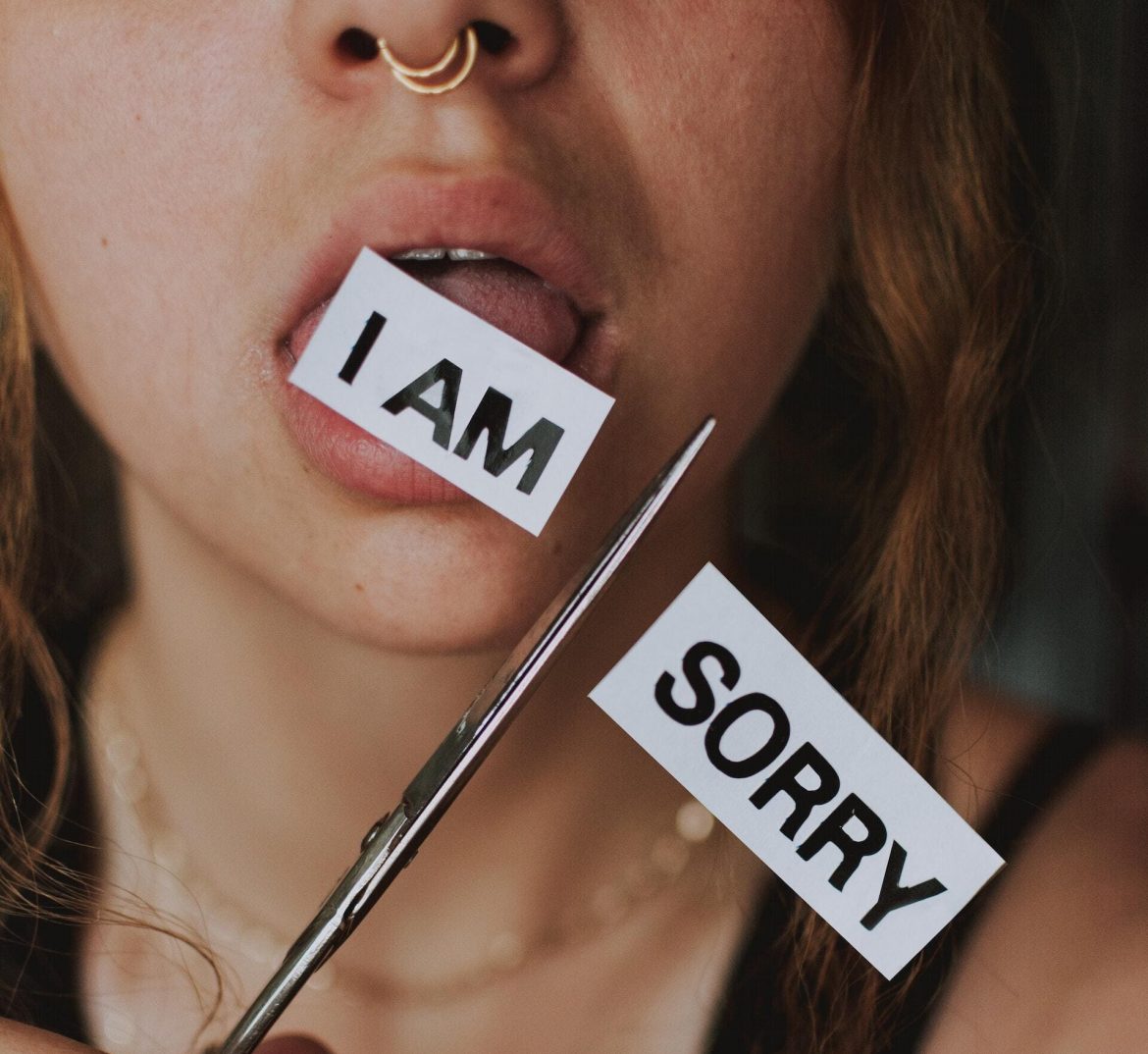 Aber eine Entschuldigung, zu der wir nach einem Vertrauensbruch und Fehler greifen, kann manchmal sogar Schaden anrichten