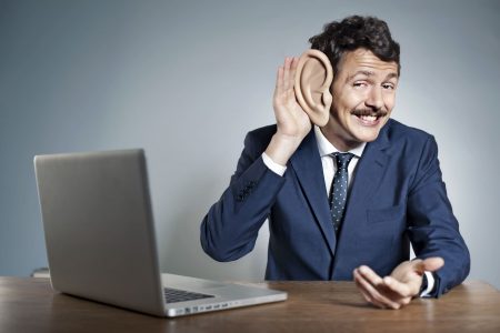 Vorstellungsgespräch: Was Personaler von dir hören wollen – und was nicht Im Vorstellungsgespräch hören Personaler genau hin, ob deine Antworten konkret oder ausweichend sind.