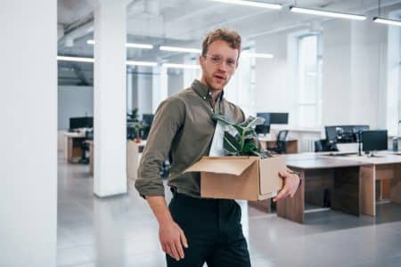 Jeder zweite Arbeitsvertrag endet innerhalb des ersten Jahres – die Betriebszugehörigkeit sinkt kontinuierlich.