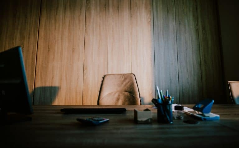 Wo sind die Chefs hin? Der Fachkräftemangel erreicht nun auch die oberen Etagen.