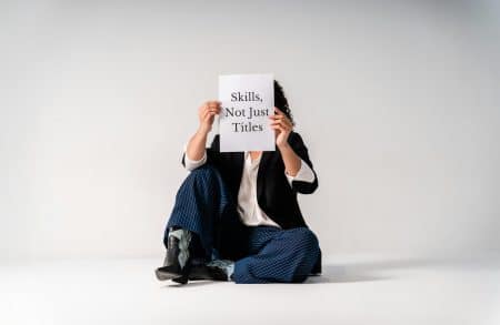 Abschluss oder Können: Warum der Bachelor-Filter im Recruiting zu viele Talente aussortiert Fähigkeiten werden zur neuen Währung im Recruiting – Abschlüsse verlieren an Gewicht.