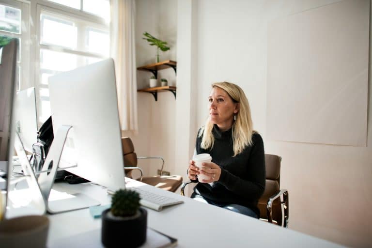 Die Angst vor dem Neuen hält uns oft in Jobs fest, die uns eigentlich nur noch Zeit und Nerven kosten.