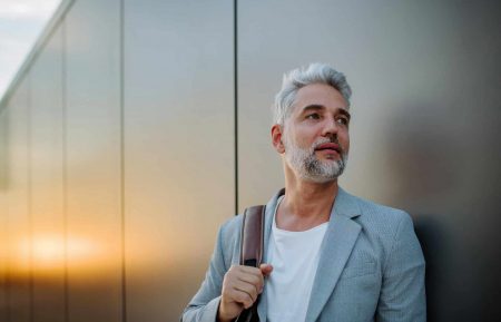 Mid-Career-Crisis: Mit 40 zurück auf Start? Mitten im Berufsleben – und plötzlich stellt sich die Frage: War das schon alles?